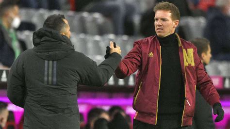 jacke nagelsmann adidas rot|Nagelsmann lüftet Outfit.